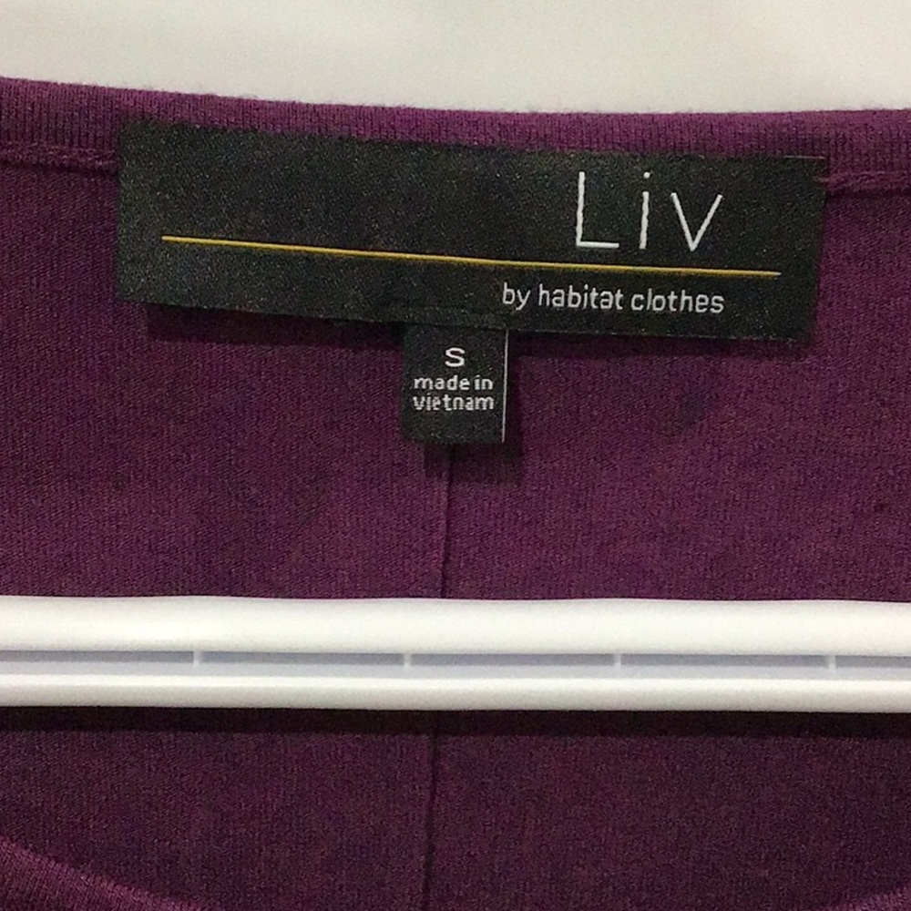 Ladies top - Picture 3 of 5